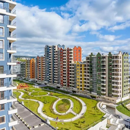 아파트 Family Garden - Bright 1br *